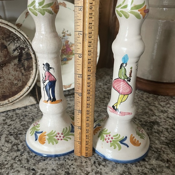 Hand painted taper holders . - Picture 2 of 4